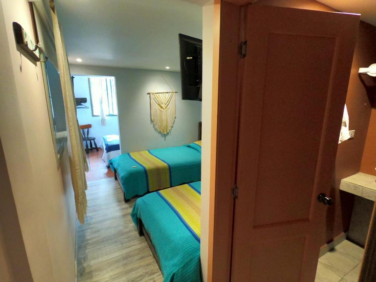 Hotel Los Geranios Duitama Eksteriør billede